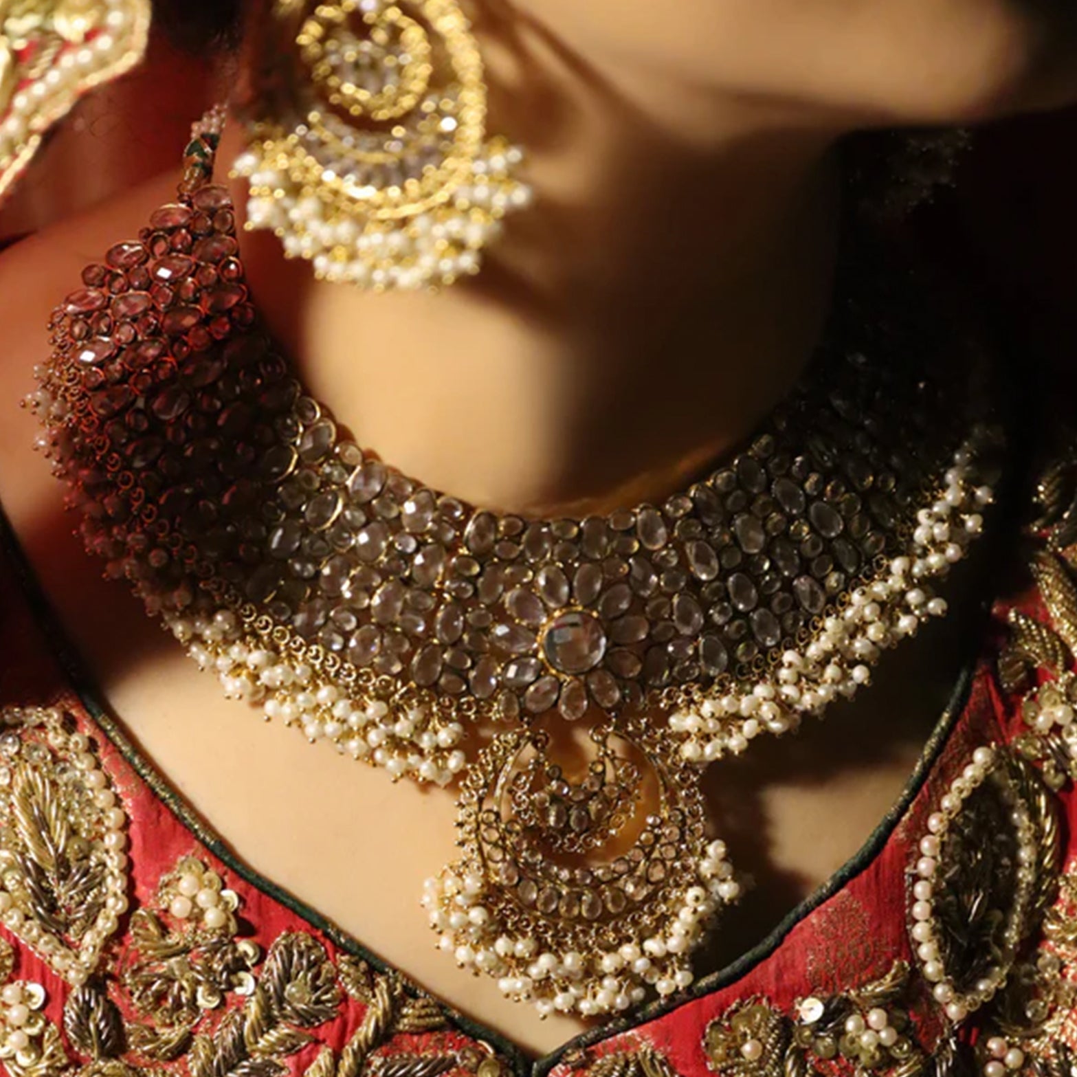 Traditional Necklace + Earring Set