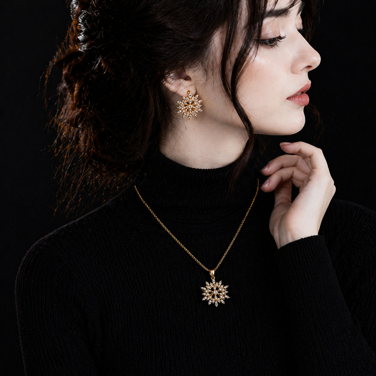 Luxury Crystal Snowflake Necklace Set