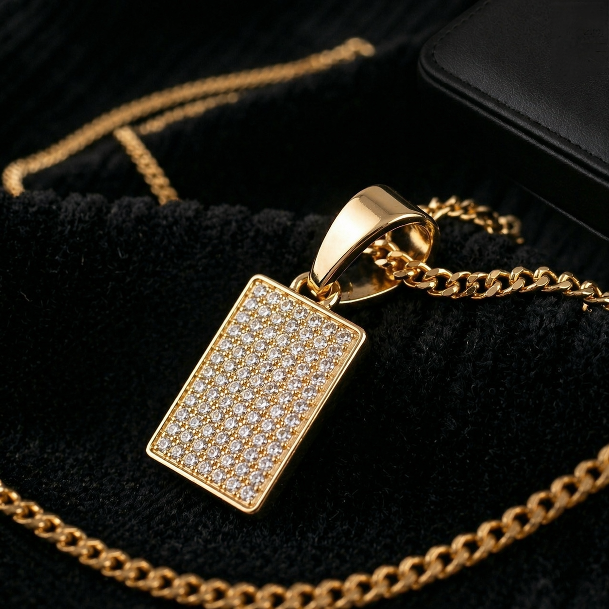 Luxury Crystal Pendant Necklace